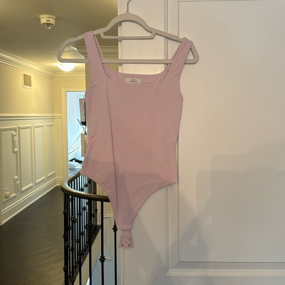 Aritzia Contour Bodysuit - Picture 1 of 6